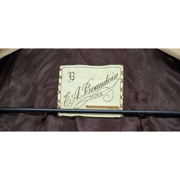 Vintage E.A. Beaudoin Furs Womens Coat Real Fur Mid Length Sheared Cuffs Brown M - Picture 3 of 15